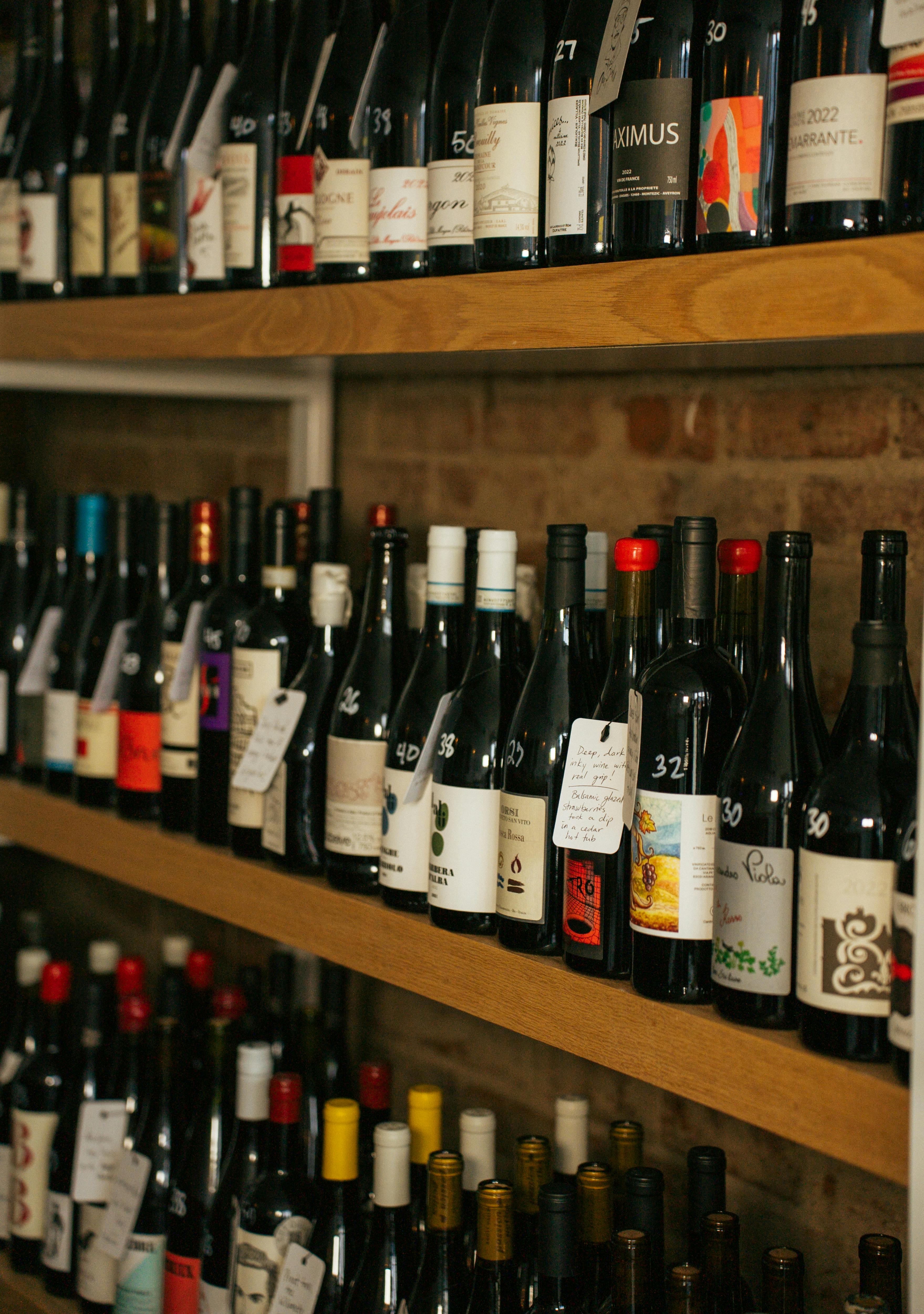 The Price-Quality Paradox in Wine